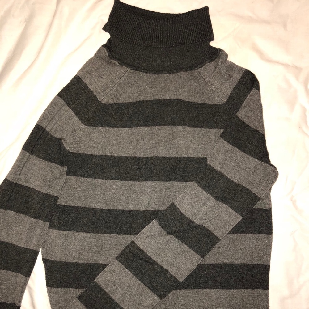 Over sized striped turtleneck